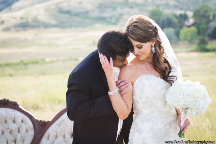 Strausheim_Manrique_Two_One_Photography_couchmanorhousewedding086_low