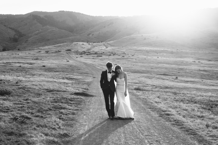 Spring Colorado Wedding at the Manor House