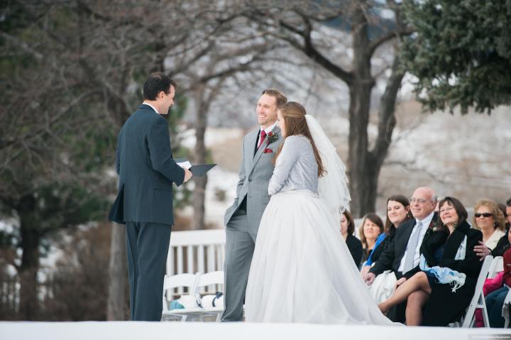 Dreamy-Winter-Wedding-Ali-and-Garrett-Photographers0005