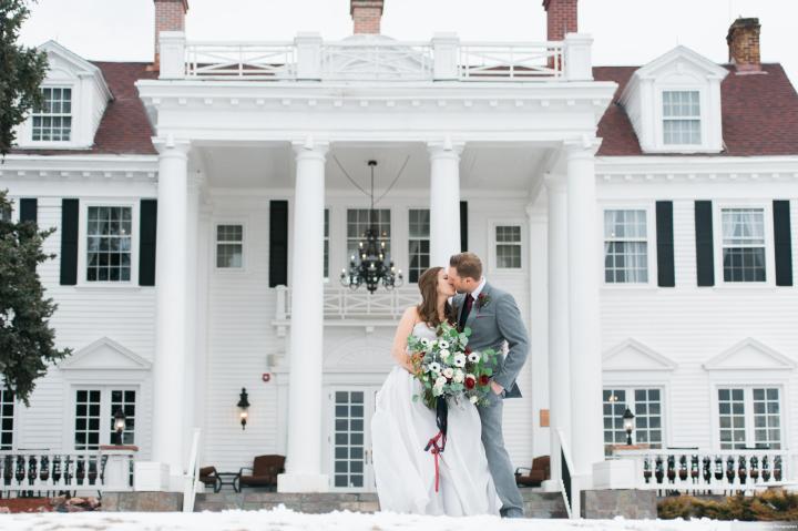 Dreamy-Winter-Wedding-Ali-and-Garrett-Photographers0006