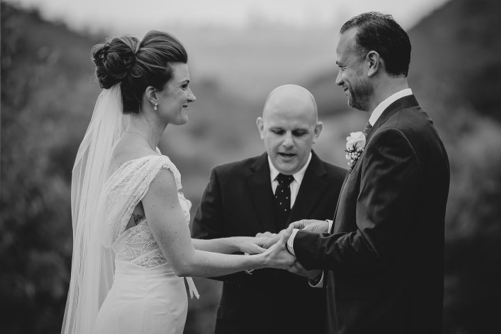 Intimate-Romantic-wedding-mallory-munson-photography0005