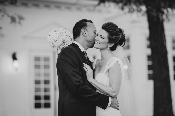 Intimate-Romantic-wedding-mallory-munson-photography0006