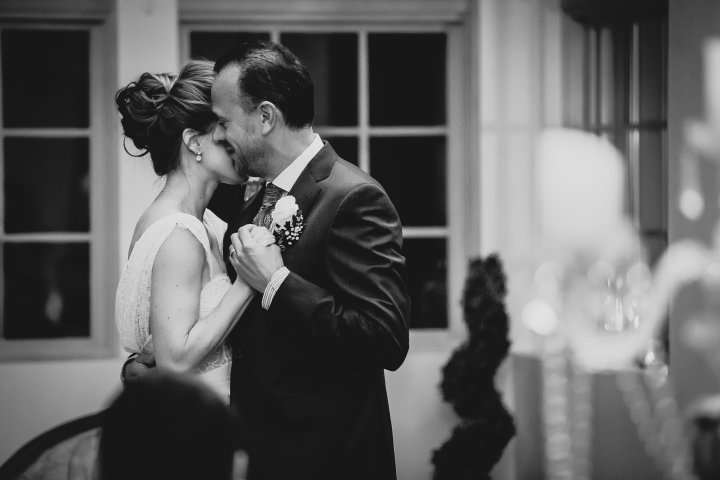 Intimate-Romantic-wedding-mallory-munson-photography0017