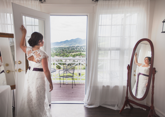 purple-classic-wedding-mark-and-kate-photography0002