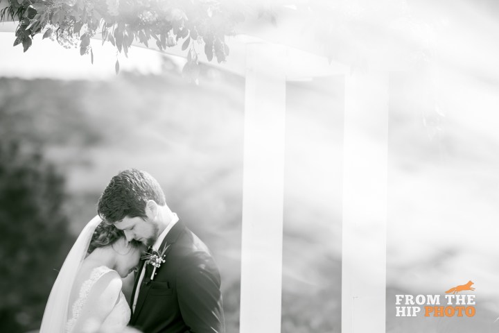 from-the-hip-photography-classic-morning-wedding0008
