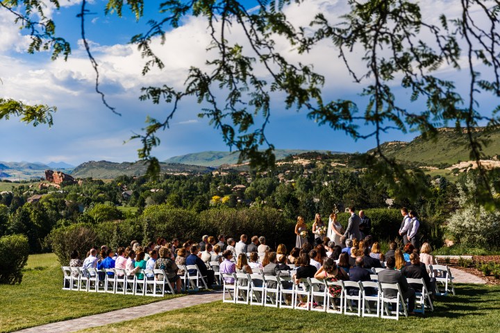 Gillespie-Photography-Yellow-and-Gray-Summer-Wedding0005