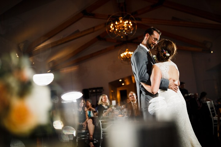 Gillespie-Photography-Yellow-and-Gray-Summer-Wedding0011