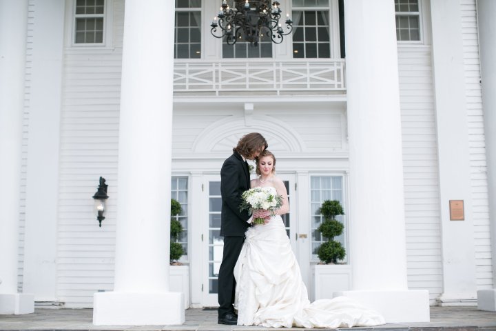 View More: http://amycarolinephotography.pass.us/taylorandholly